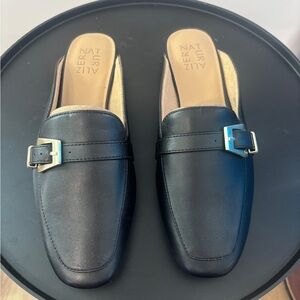 Naturalizer Black Leather Kayden Mules